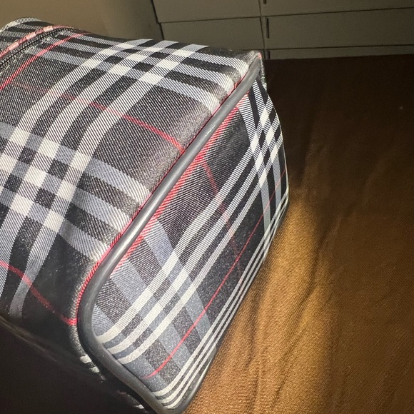 Burberry Nova Check Cosmetic Bag Bundle - great condition- no call-outs - Picture 5 of 14